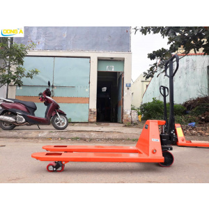 Xe nâng tay 2 tấn