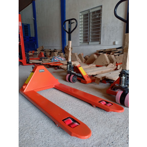 Xe Nâng Tay HPT AC 3000 kg
